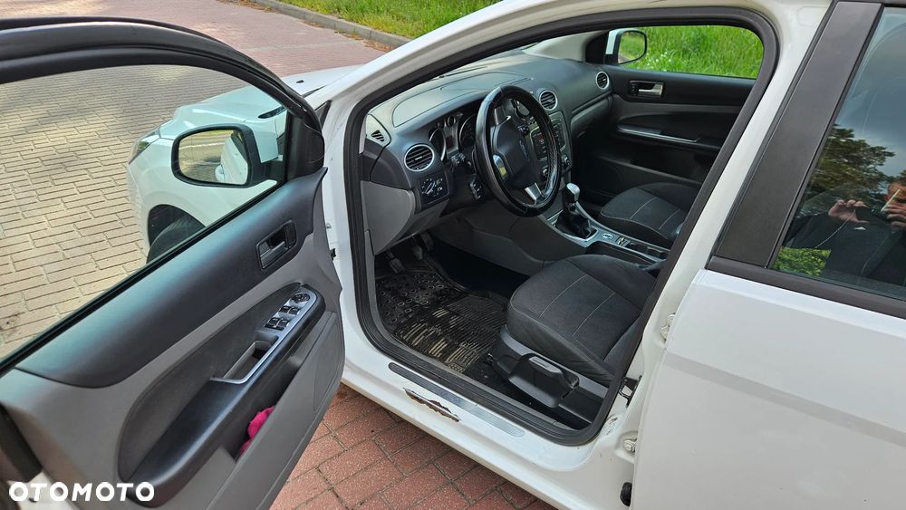 Ford Focus 1.6 TDCi DPF Titanium - 20