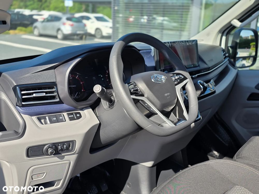 Maxus DELIVER 9 LAWETA POMOC DROGOWA HOLOWNIK I Fabrycznie Nowy I Dostępne od Reki I Promocyjny Leasing 102% I 5 lat Gwarancji I Bardzo Bogate Wyposażenie I - 21