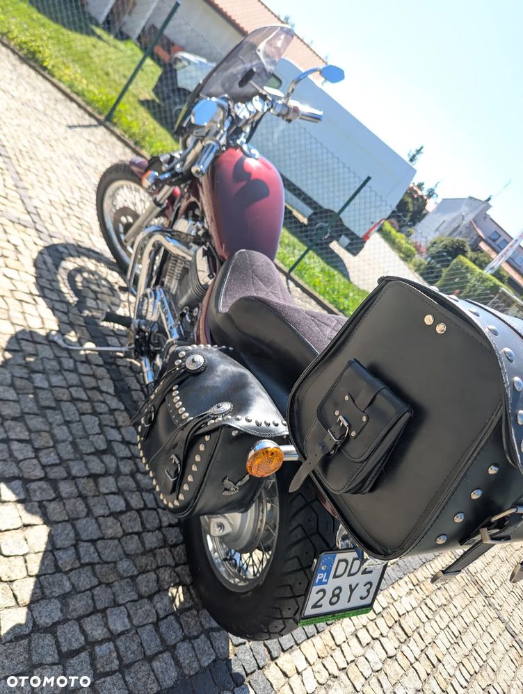 Suzuki Intruder - 6