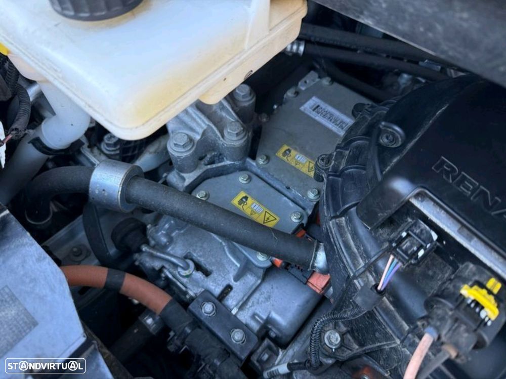Renault Zoe (c/ Bateria) 41 kwh Intens - 5