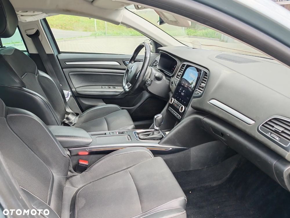 Renault Megane E-TECH 160 INTENS - 28