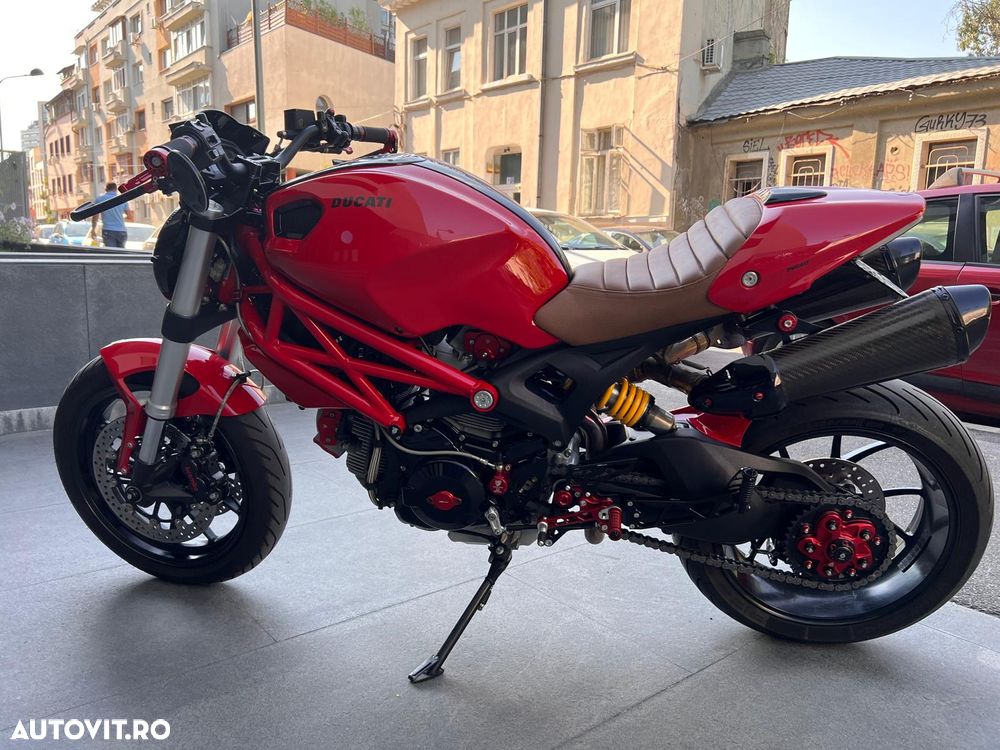 Ducati Monster 800 S - 30