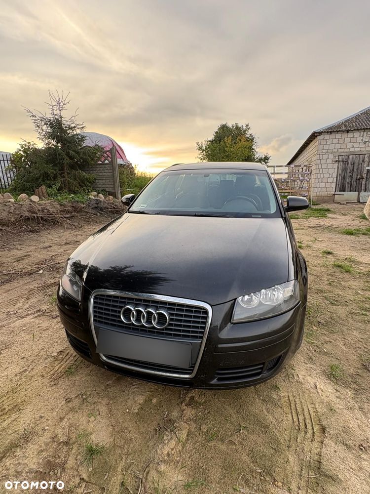 Audi A3 Sportback - 1