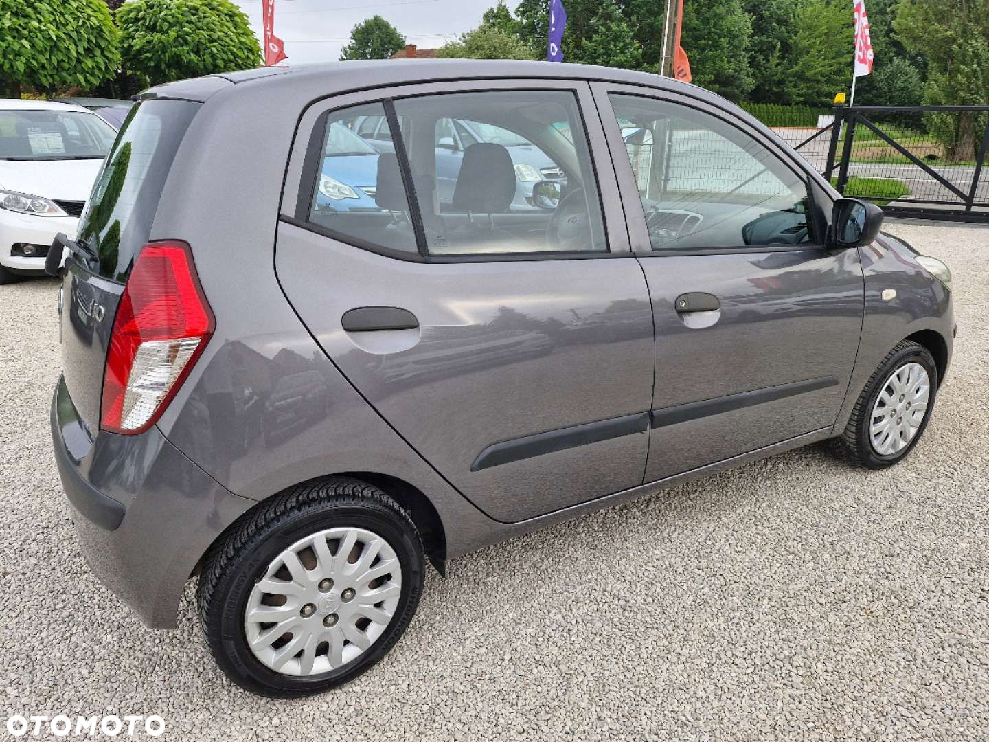 Hyundai i10 - 10