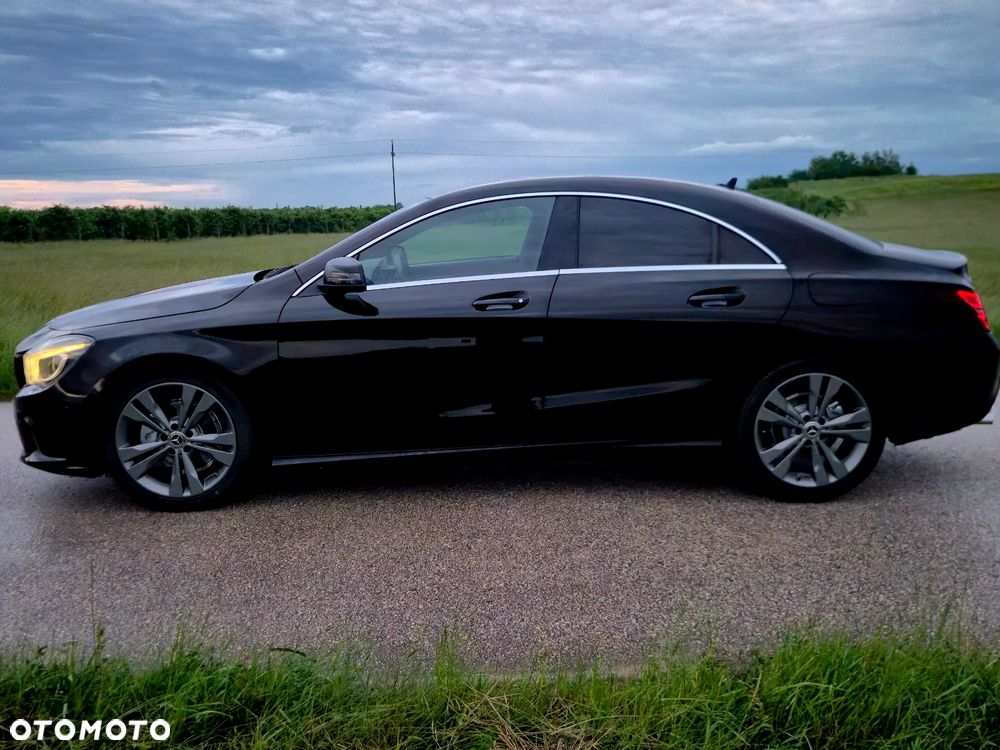Mercedes-Benz CLA 200 7G-DCT - 15
