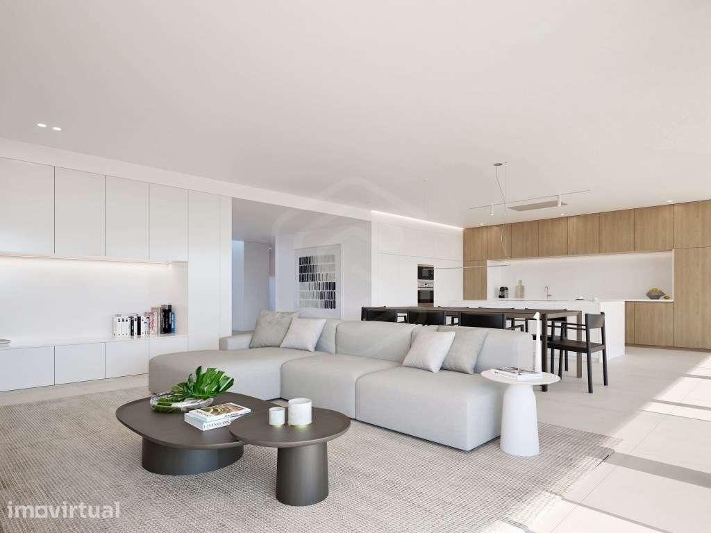 Luxuosa moradia com 4 quartos e piscina, a poucos passos da praia e... - Grande imagem: 5/29