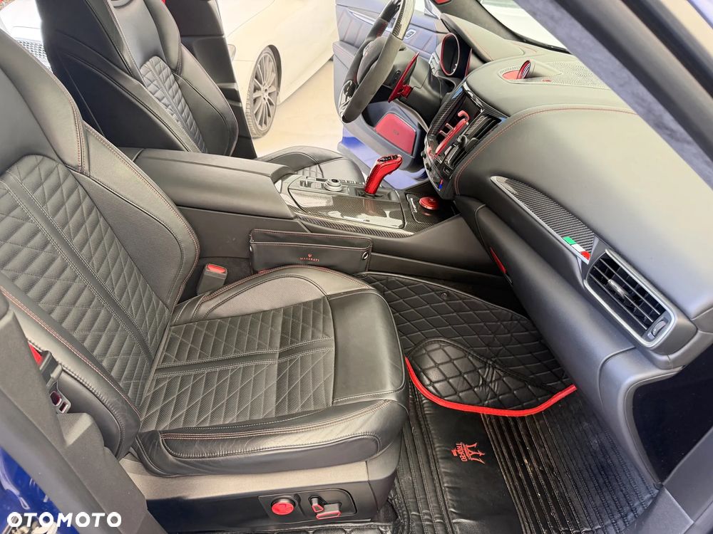 Maserati Levante Trofeo Q4 - 12