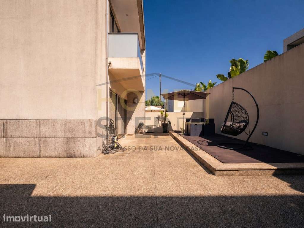 Moradia T3 em Oliveira do Douro, Vila Nova de Gaia - Grande imagem: 2/48
