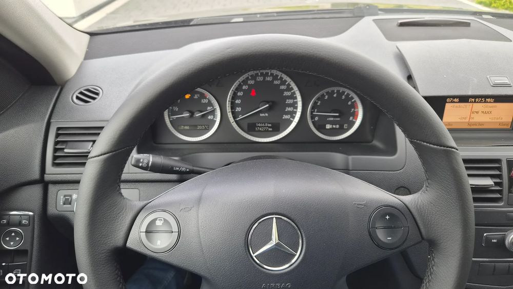 Mercedes-Benz Klasa C 180 Kompressor Automatik Elegance - 22