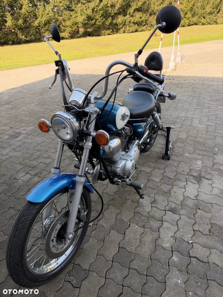 Yamaha XV - 24