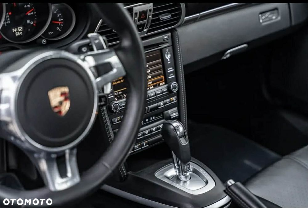 Porsche 911 Carrera PDK Black Edition - 3