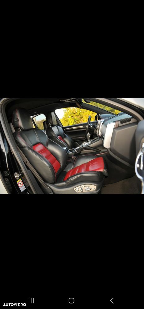Porsche Cayenne 4.2 L S - 8