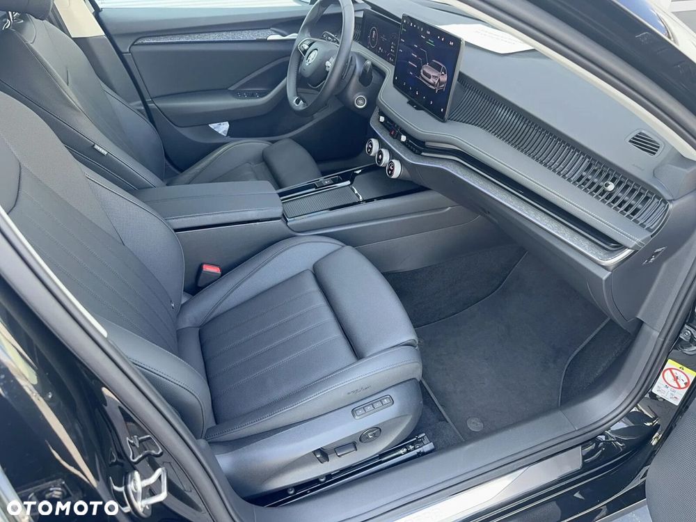 Skoda Superb 2.0 TDI SCR 4x4 Selection DSG - 15