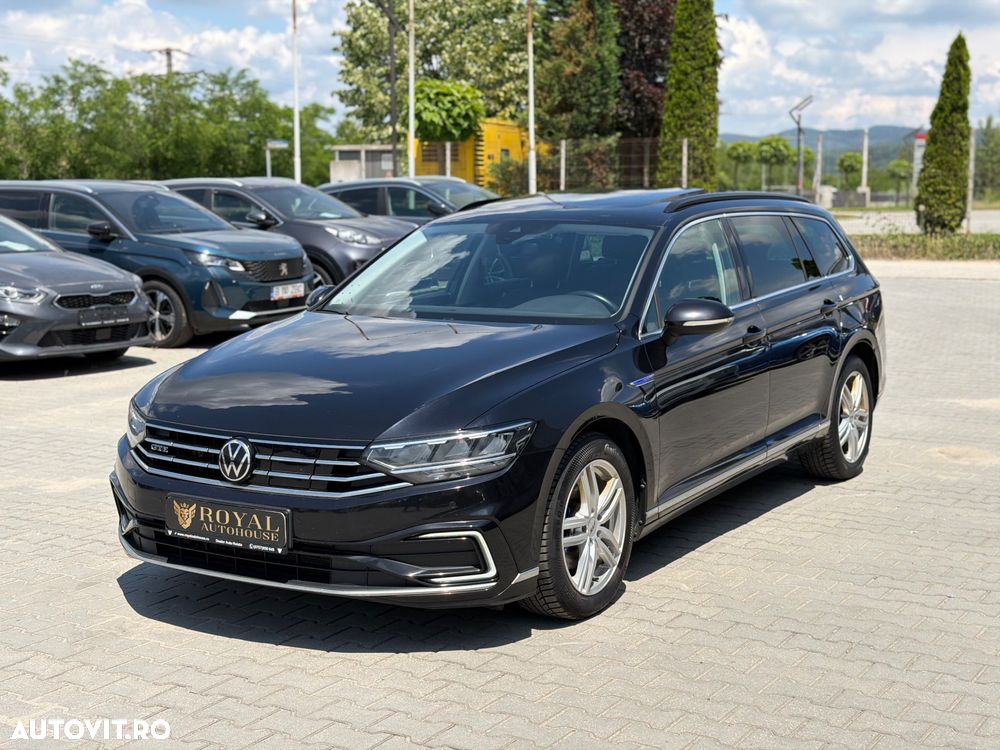 Volkswagen Passat - 2