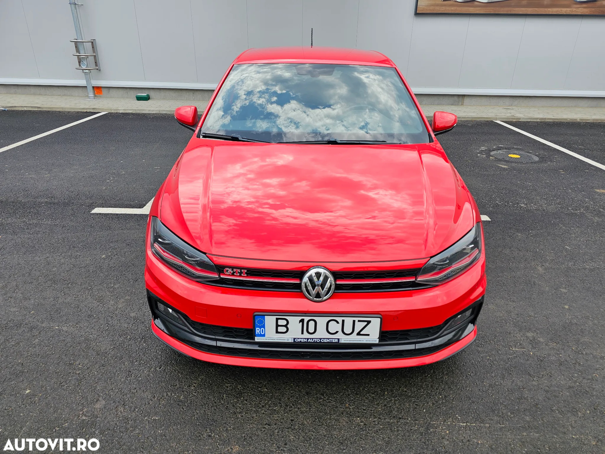 Volkswagen Polo 2.0 TSI OPF DSG GTI - 2