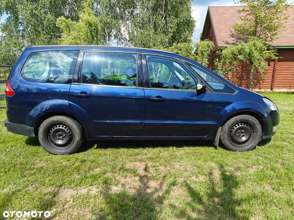 Ford Galaxy 1.8 TDCi Ambiente - 5
