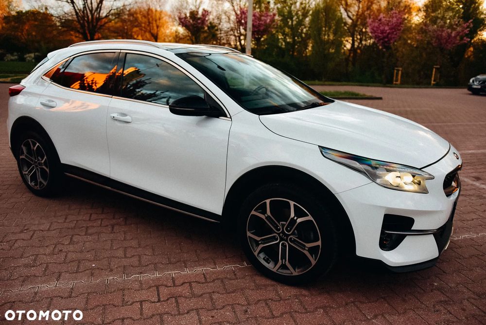 Kia XCeed 1.6 T-GDI OPF DCT7 PLATINUM - 12