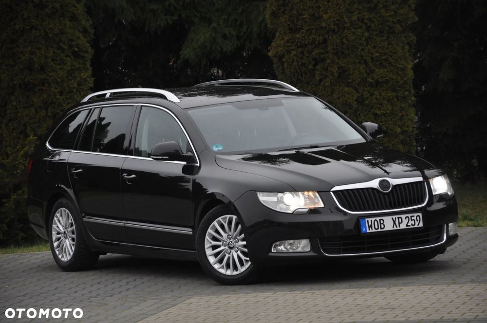 Skoda Superb 2.0 TDI DSG Exclusive - 2