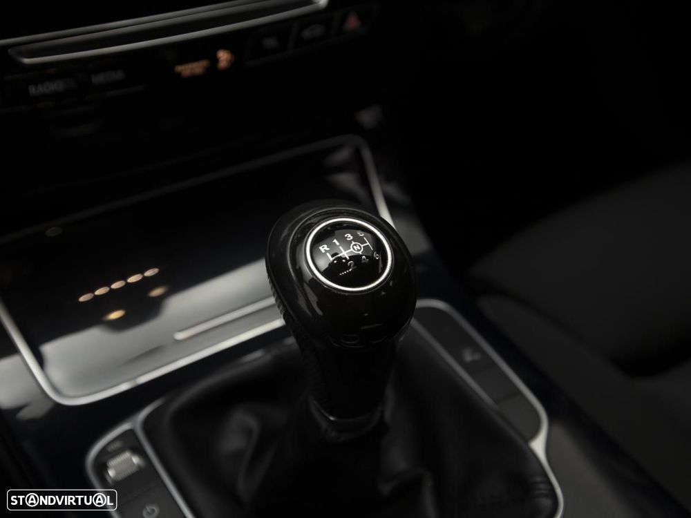 Mercedes-Benz C 200 - 21