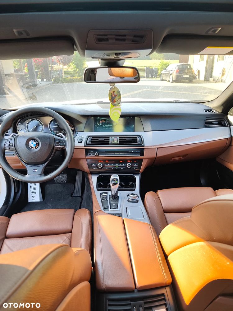 BMW Seria 5 520d Sport-Aut - 12