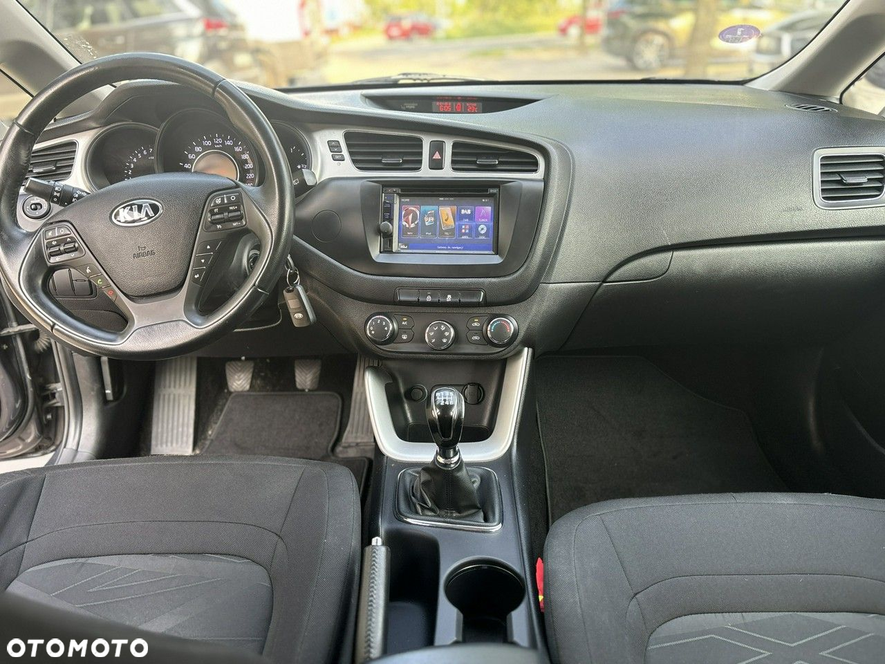 Kia Ceed - 24