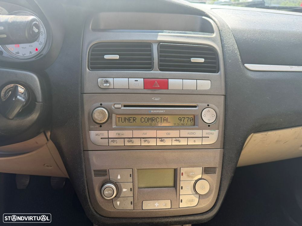 Fiat Linea 1.3 M-Jet Emotion - 14