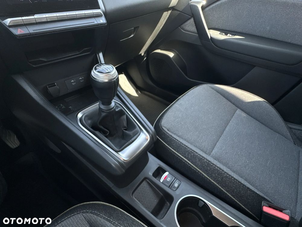 Renault Captur - 16