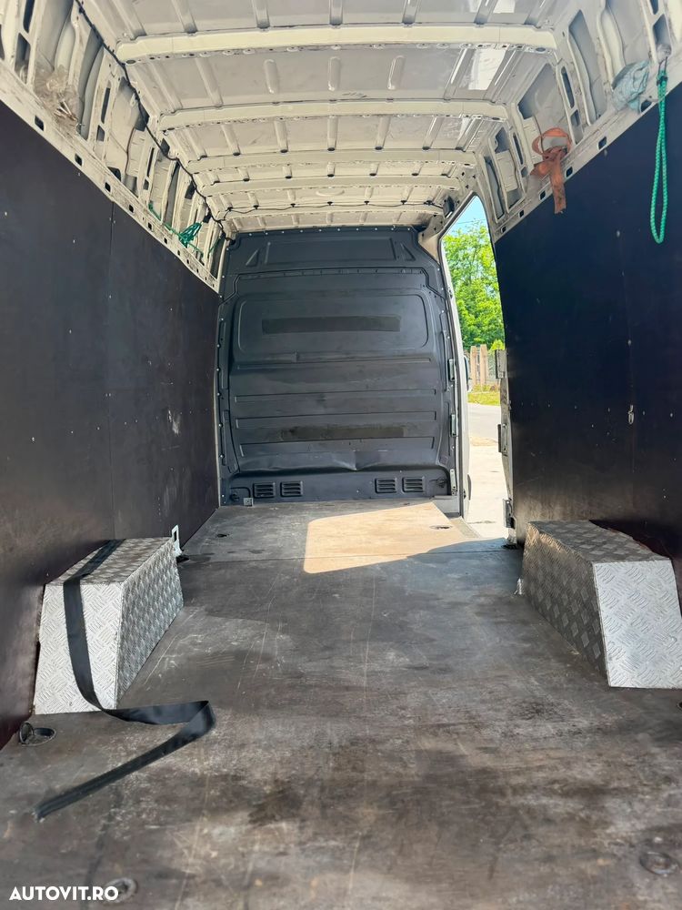 Volkswagen Crafter Standard - 16