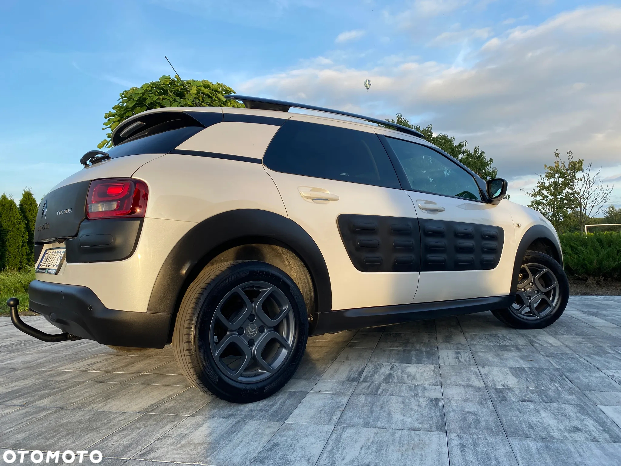 Citroën C4 Cactus 1.2 PureTech Shine Edition S&S - 4
