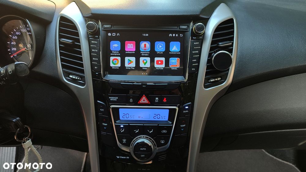 Hyundai i30 1.6 CRDi Premium - 4