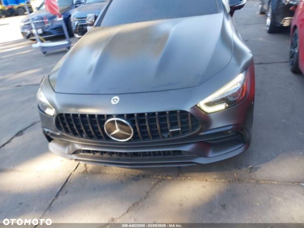 Mercedes-Benz AMG GT - 3