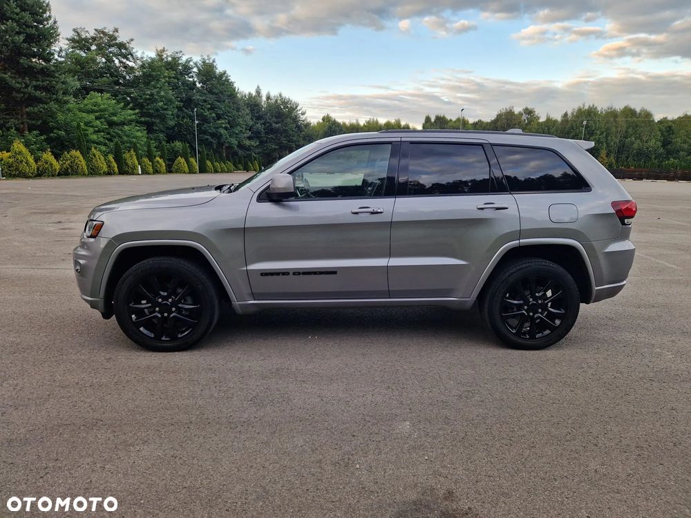 Jeep Grand Cherokee - 2