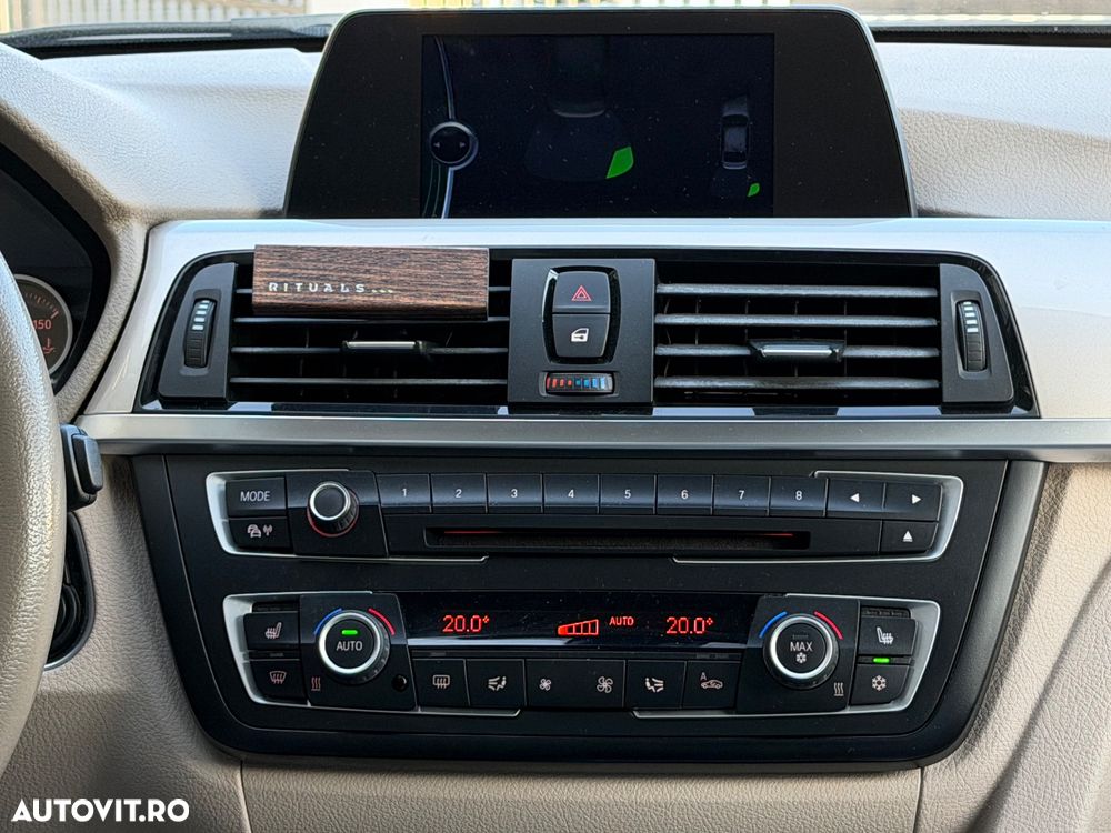 BMW Seria 3 320d Aut. Modern Line - 19