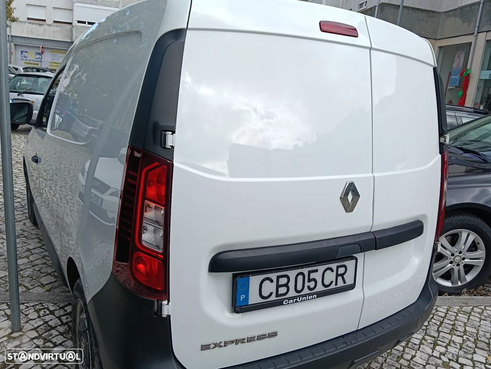 Renault EXPRESS - 4