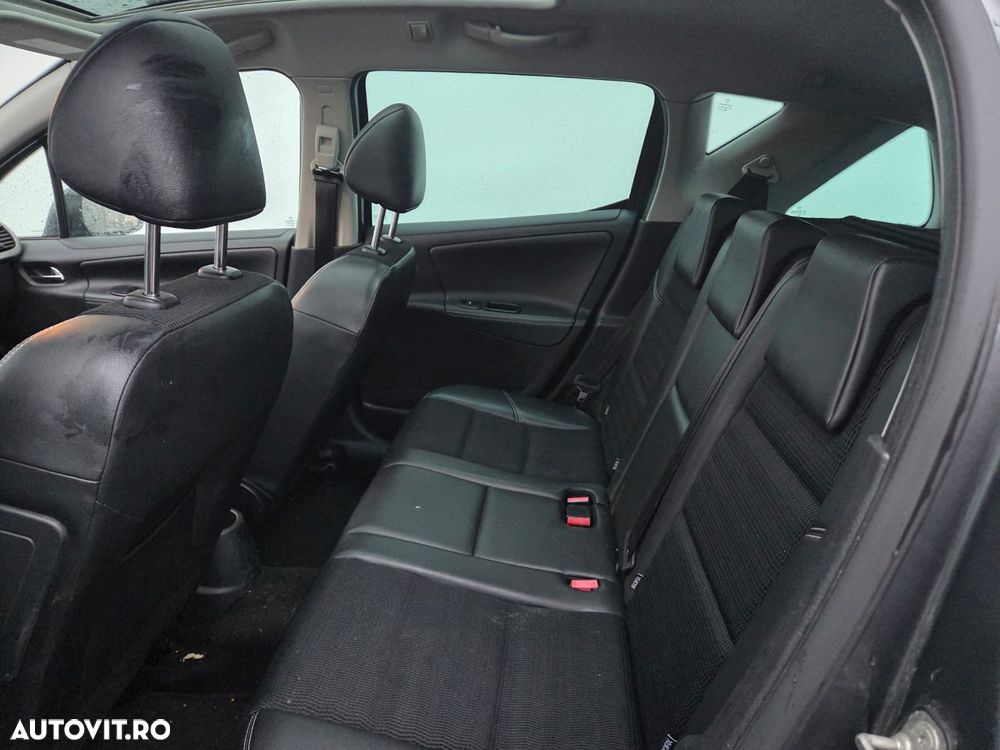 Peugeot 207 SW 120 VTi Outdoor - 8