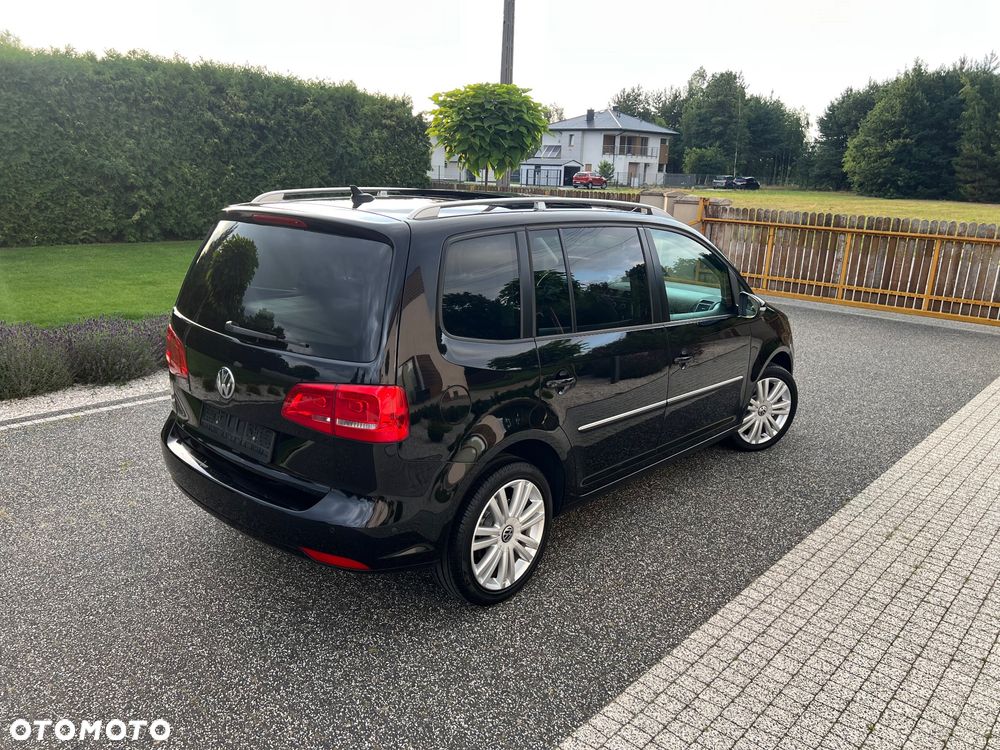 Volkswagen Touran 2.0 TDI DPF Highline - 20