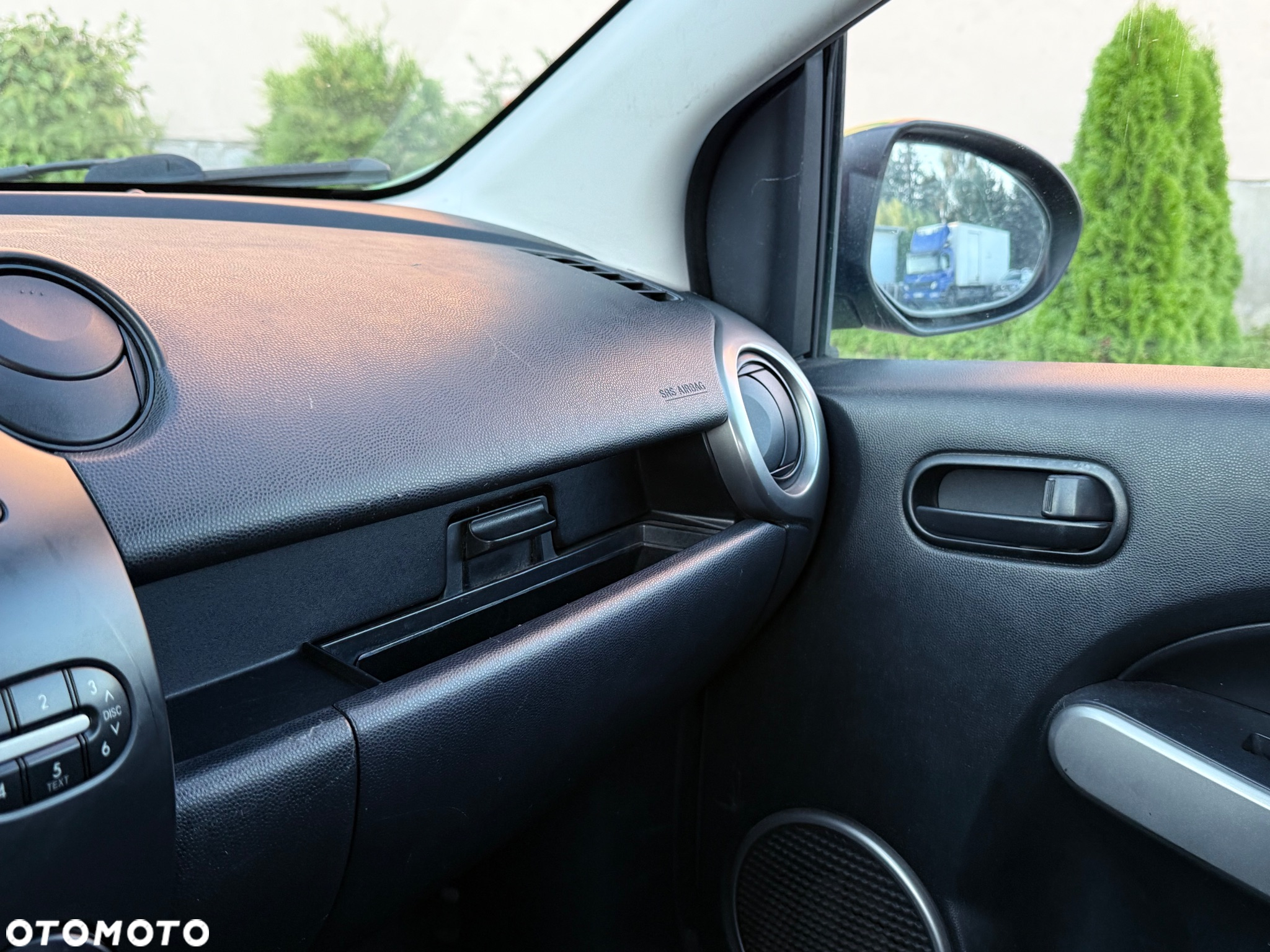 Mazda 2 1.3 Exclusive - 37