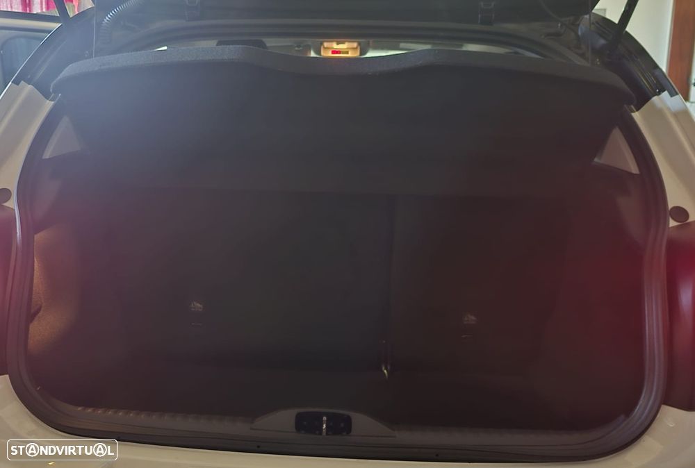 Citroën C3 1.2 PureTech C-Series - 10