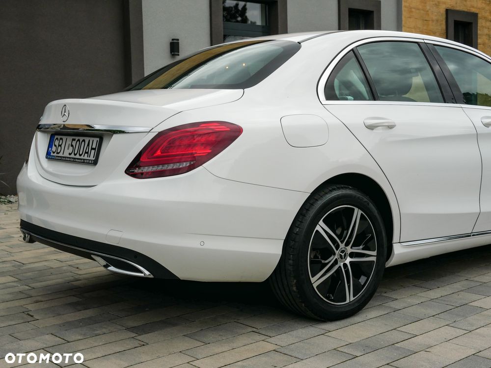 Mercedes-Benz Klasa C 160 9G-TRONIC - 12