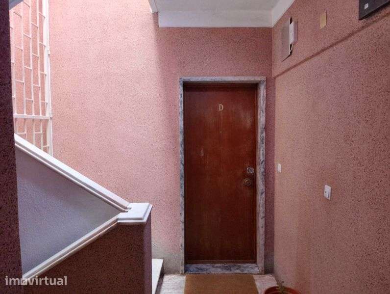 Prédio - Santa Clara, Lisboa - Grande imagem: 4/6