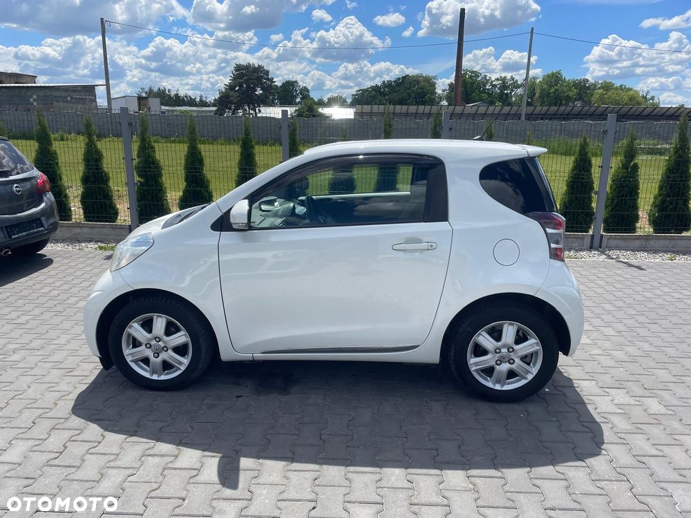 Toyota iQ 1.0 Multidrive + - 2