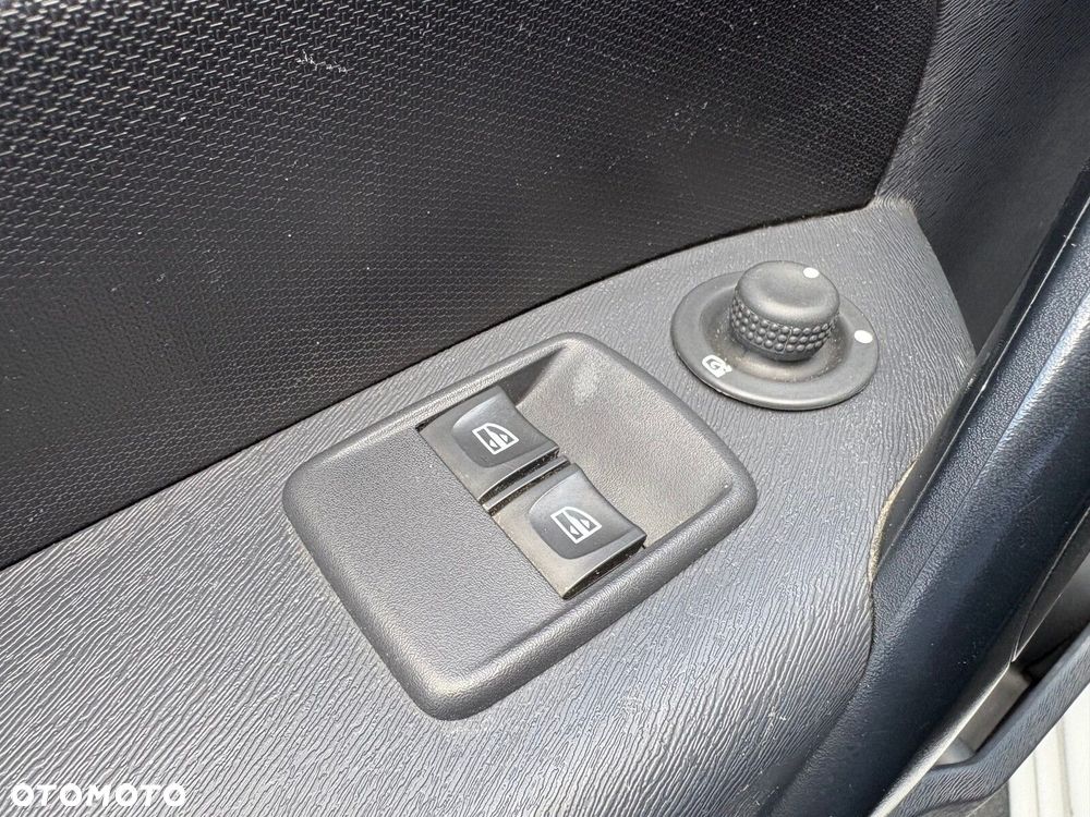 Renault kangoo-van - 17