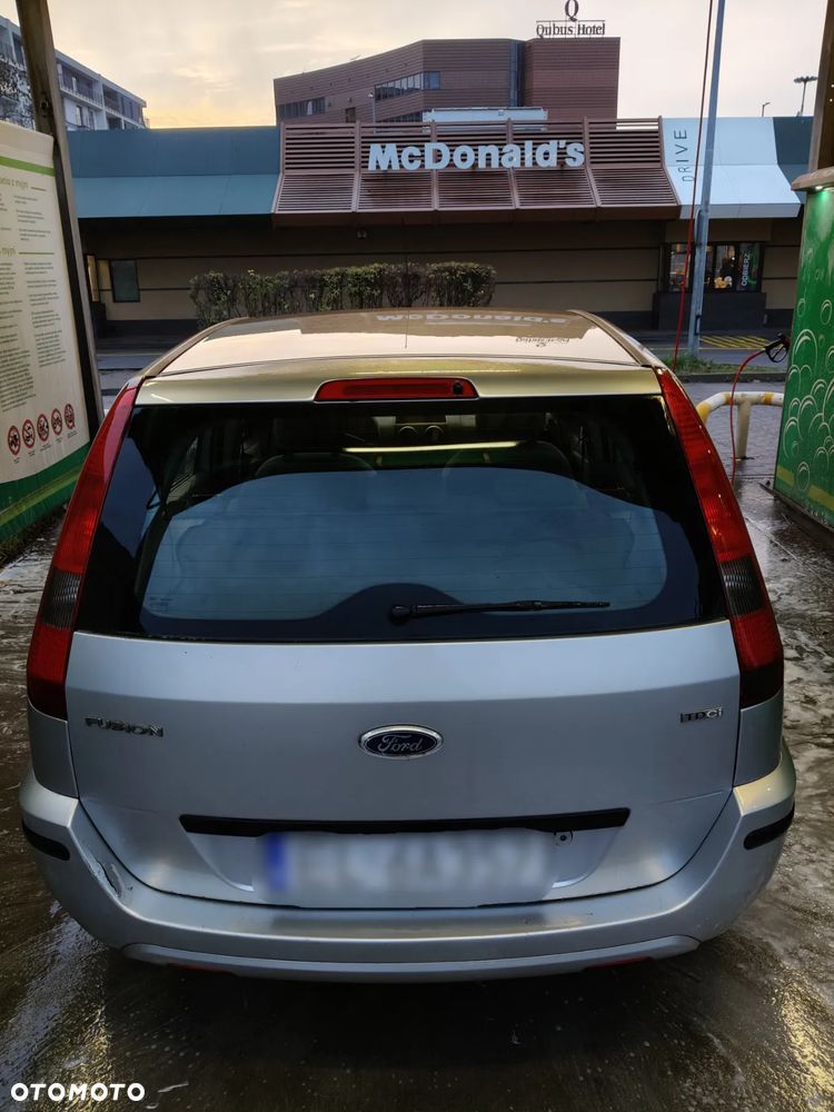 Ford Fusion 1.4 TDCI Ambiente - 13