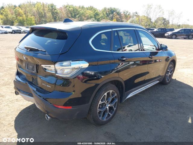 BMW X1 - 10