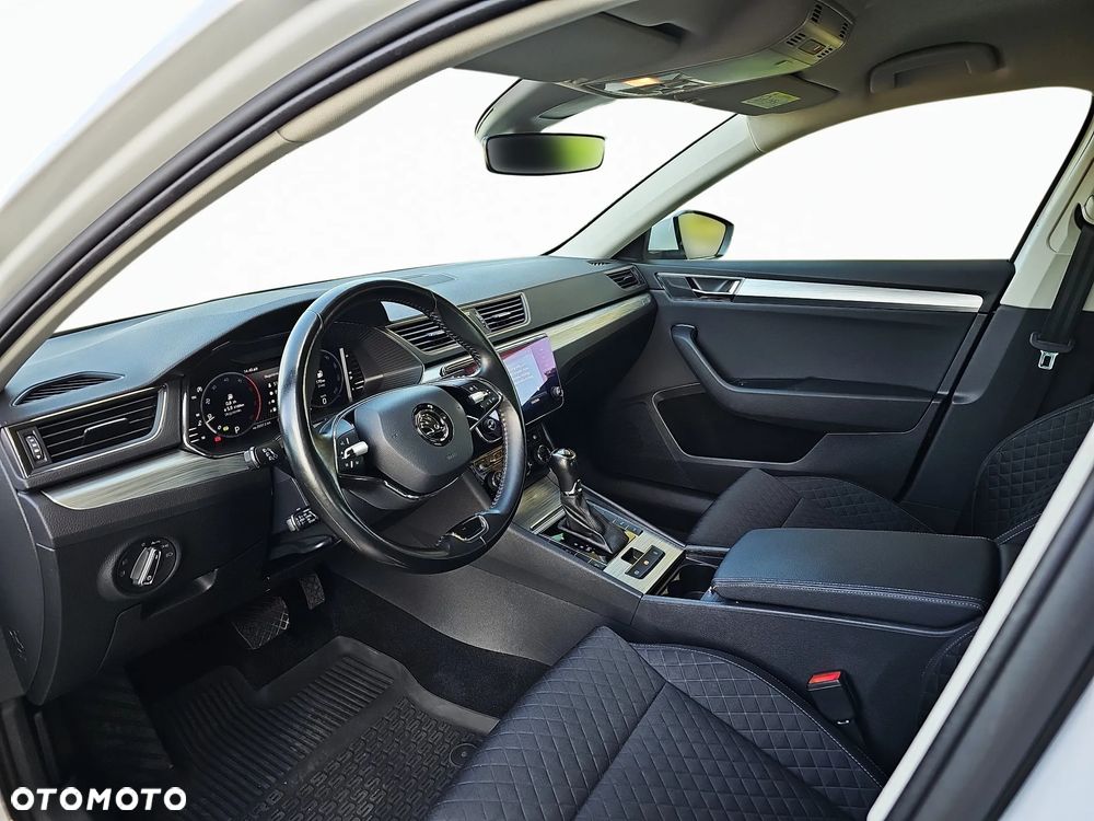 Skoda Superb 2.0 TDI SCR Ambition DSG - 4