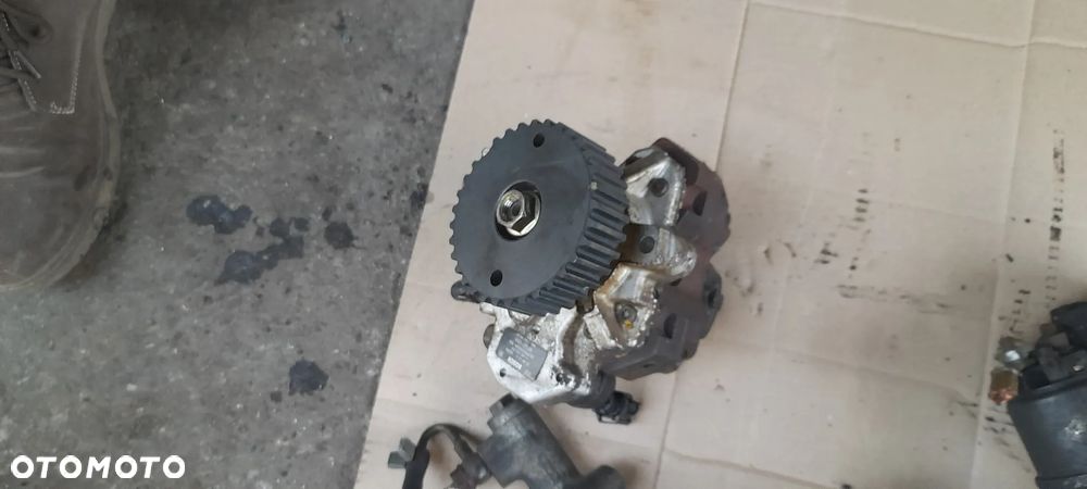 WTRYSKIWACZ 4 SZT HONDA CIVIC VII  0445110082 - 8