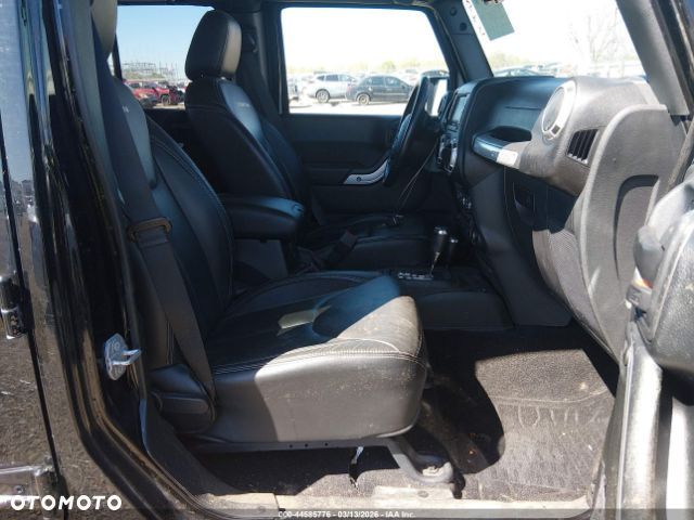 Jeep Wrangler 3.6 Unlim Sahara - 5