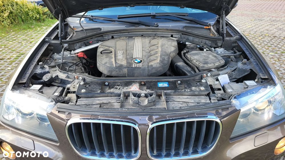 BMW X3 xDrive20d - 38