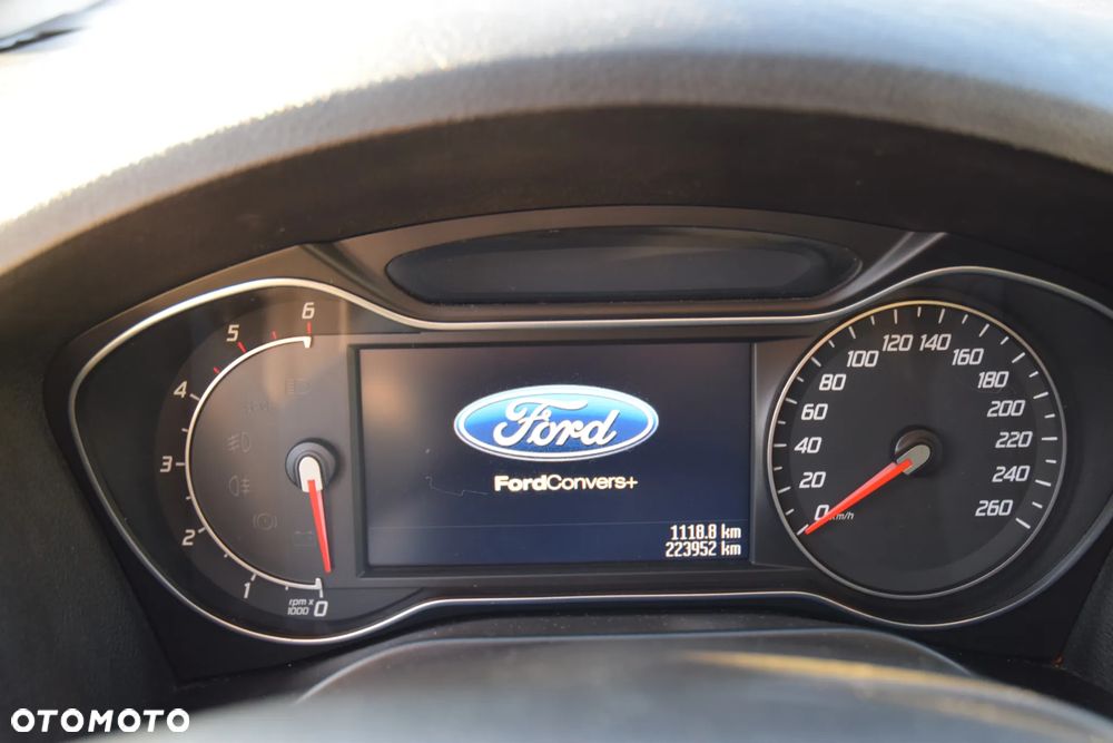 Ford S-Max 2.0 TDCi DPF Titanium - 23