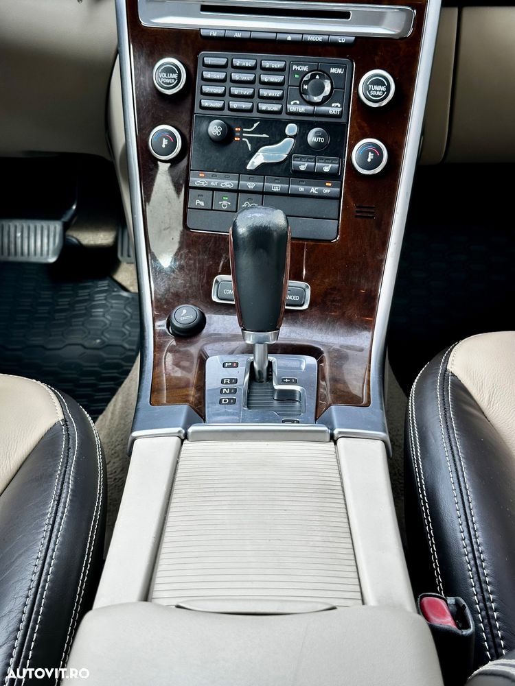 Volvo XC 60 - 13